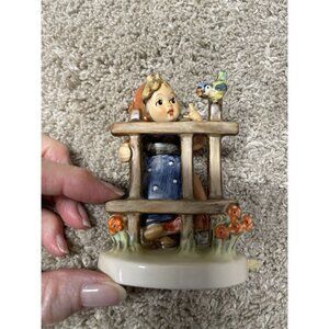 Hummel Goebel Figurine "Signs Of Spring" 203 2/0 Girl With Bird Handpainted Porc